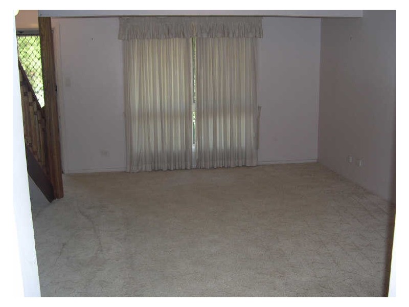 1/60 Rue Montaigne, Petrie QLD 4502