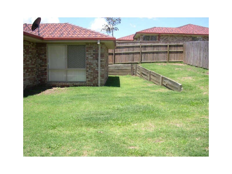 4 Flintwood Street, Warner QLD 4500