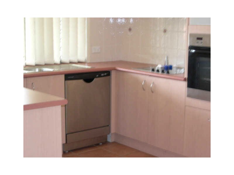 37 D’Aguilar Street, Petrie QLD 4502