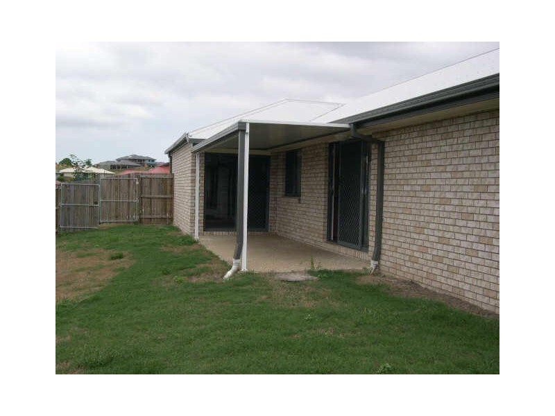 37 D’Aguilar Street, Petrie QLD 4502