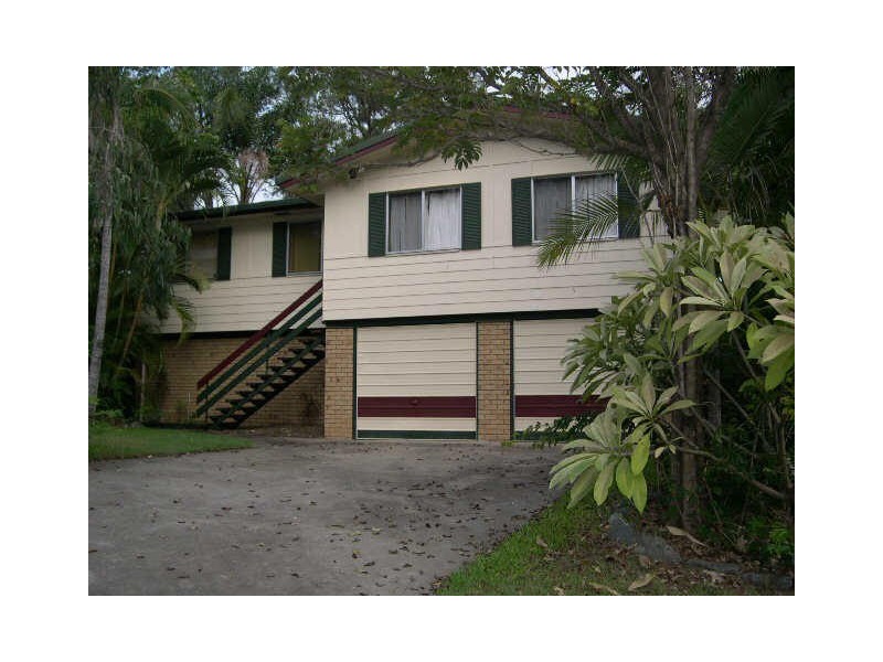 8 Arunga Street, Petrie QLD 4502