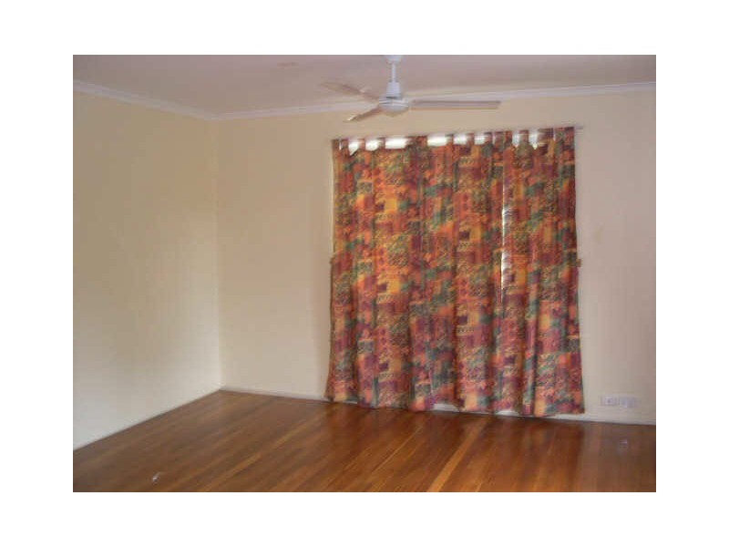 8 Arunga Street, Petrie QLD 4502