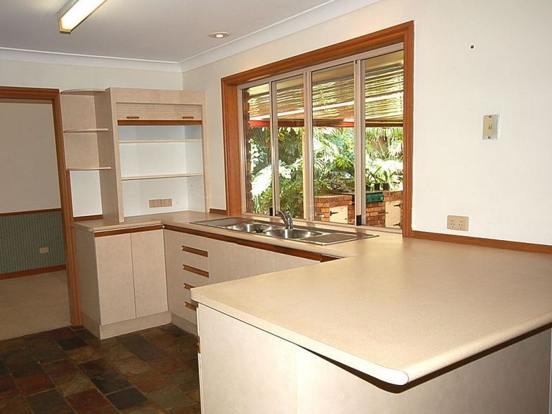 6 St Denis Street, Petrie QLD 4502