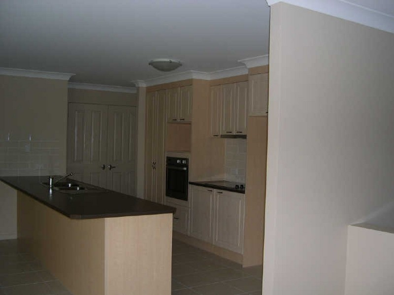 9 Latona Street, Warner QLD 4500