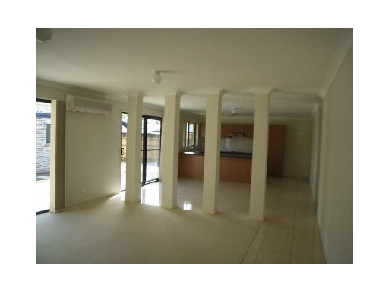 7 Bison Court, Warner QLD 4500