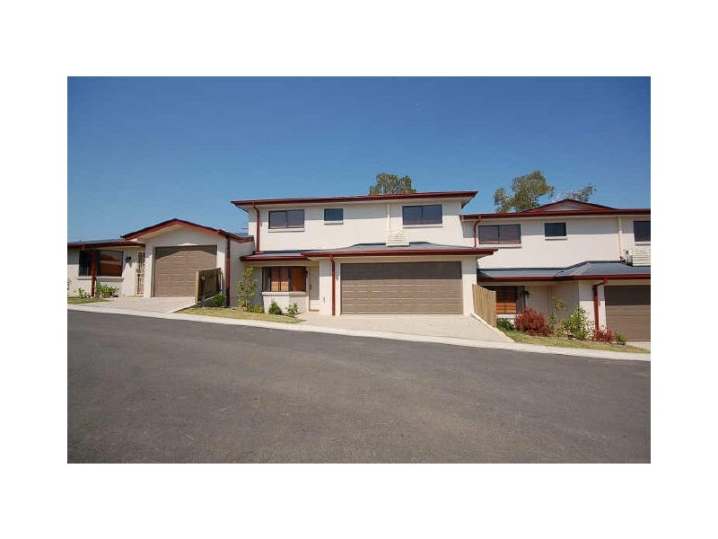 2/2 Beitz Street, Strathpine QLD 4500