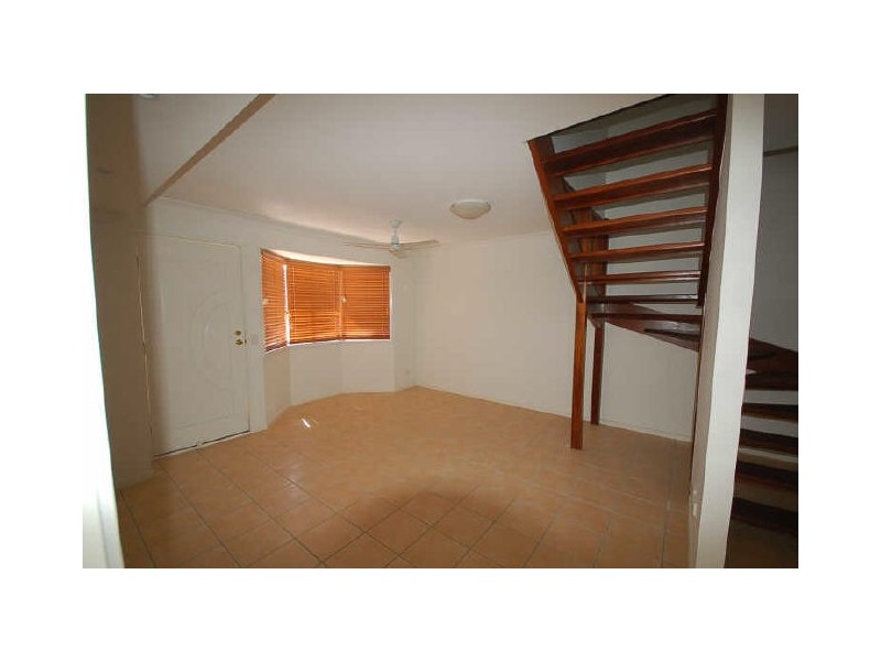 2/2 Beitz Street, Strathpine QLD 4500