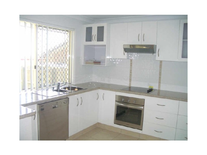 18 Laverack Street, Bray Park QLD 4500