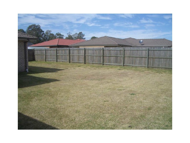 6 Squire Court, Bray Park QLD 4500