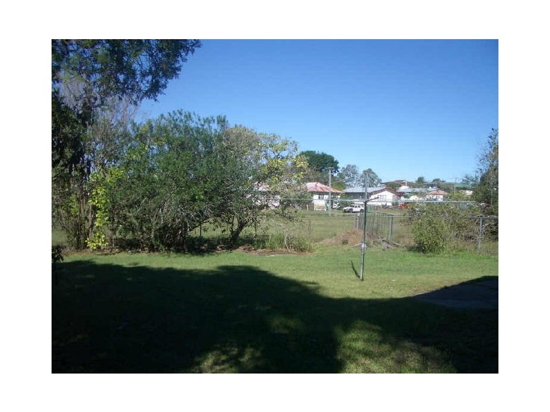 39 Samsonvale Road, Strathpine QLD 4500