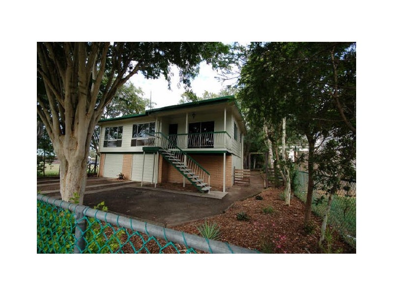 34 Carwell Avenue, Petrie QLD 4502