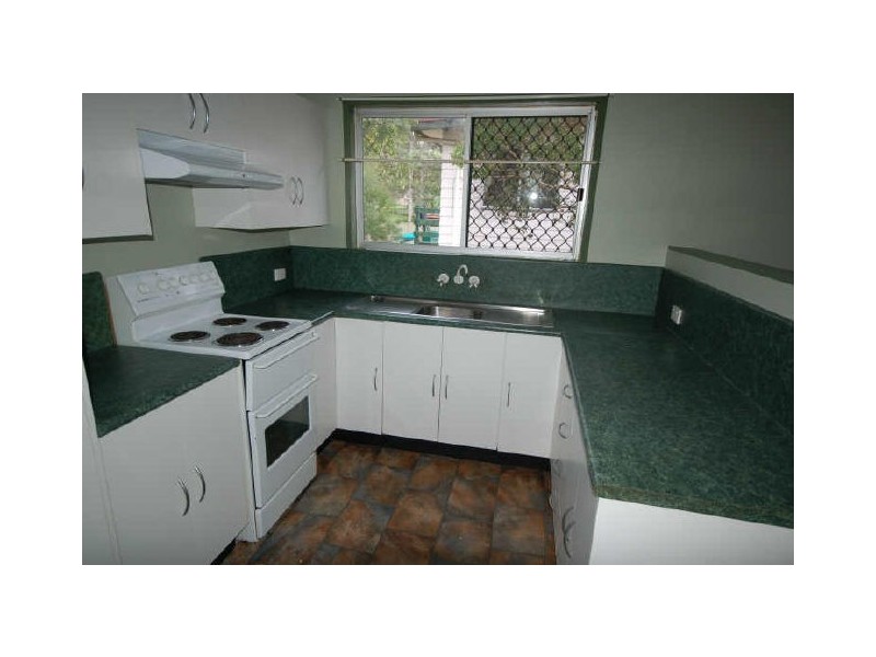 34 Carwell Avenue, Petrie QLD 4502