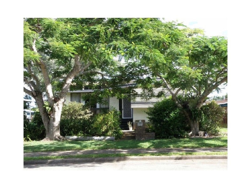 19 Stirling Street, Strathpine QLD 4500