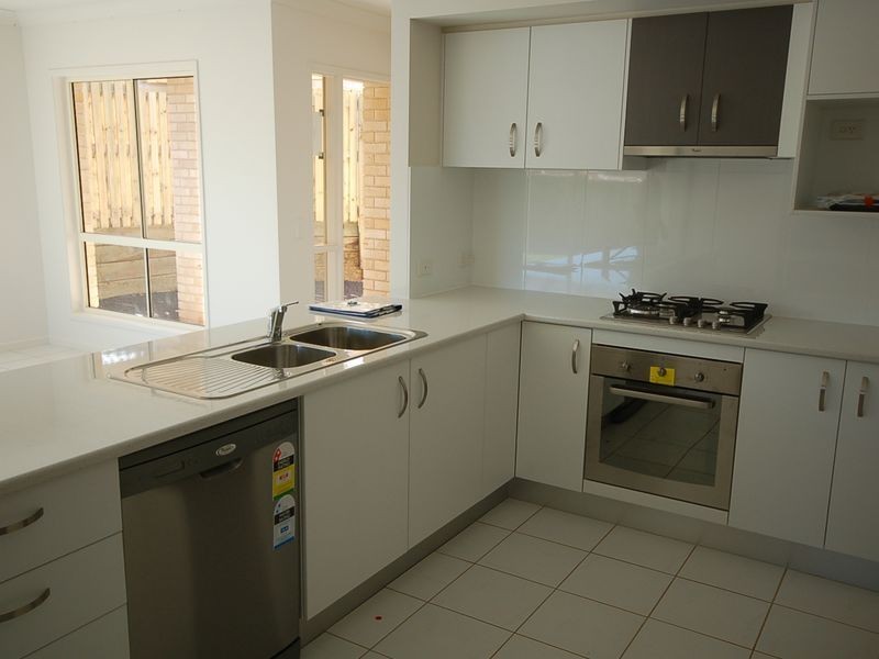6/73 Glasshouse Circuit, Kallangur QLD 4503