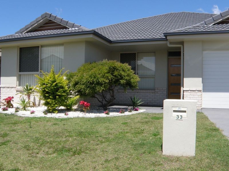 33 Echidna Parade, North Lakes QLD 4509