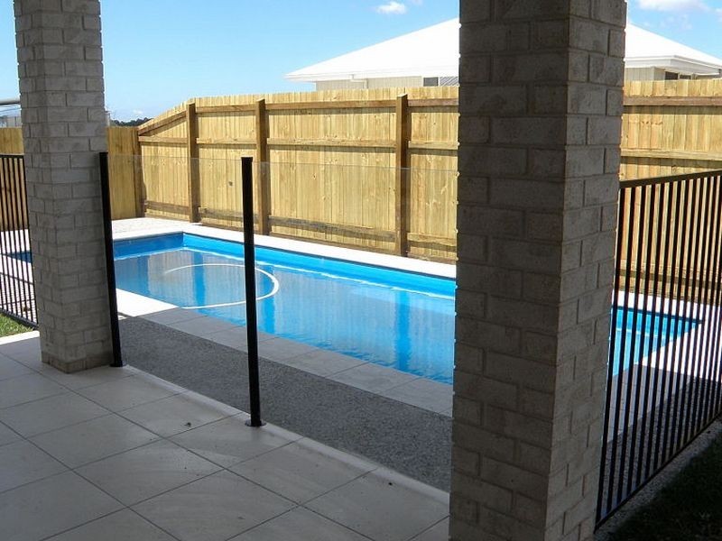 4 Avoca Place, Warner QLD 4500