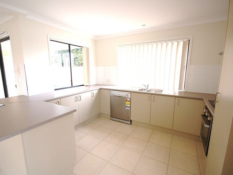 7/118 Samsonvale Road, Strathpine QLD 4500