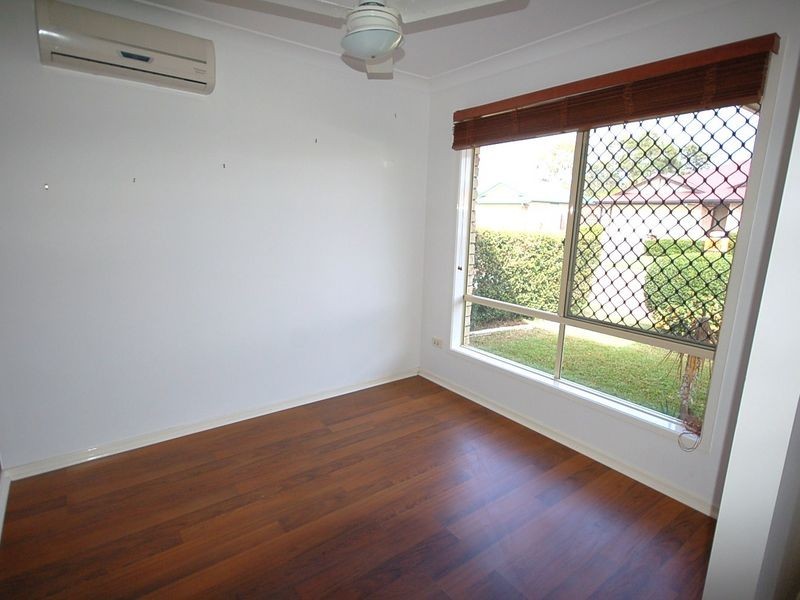 8 Paladin Place, Bald Hills QLD 4036