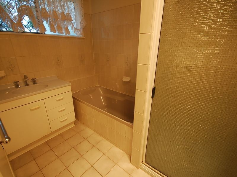 25 Beitz Street, Strathpine QLD 4500