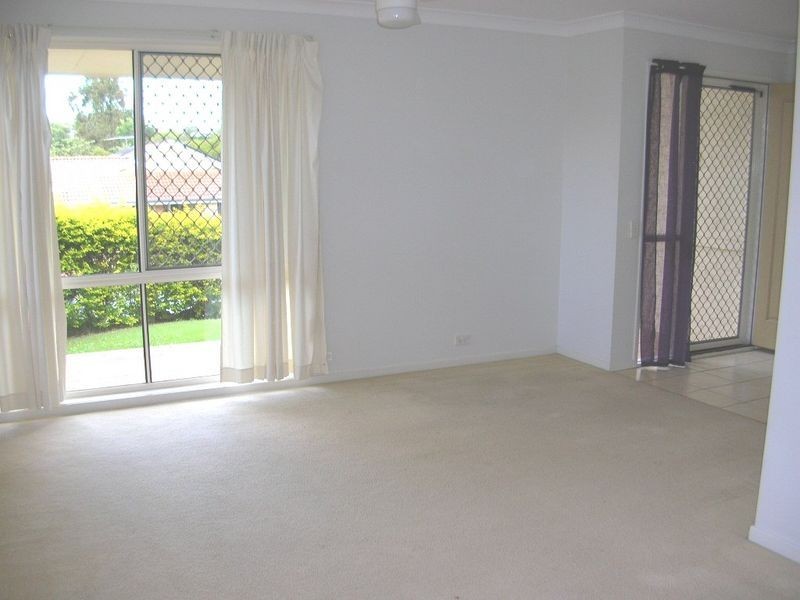 32 Kirri Avenue, Petrie QLD 4502