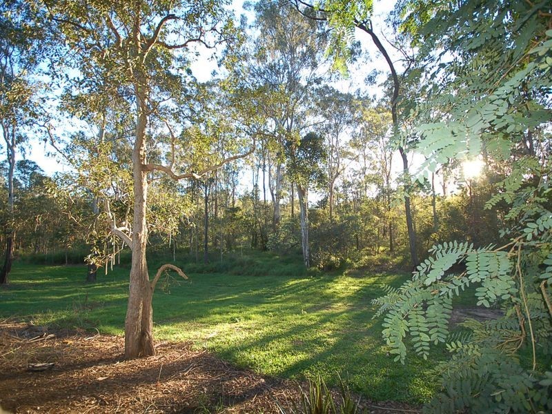 24 Killara Crescent, Petrie QLD 4502