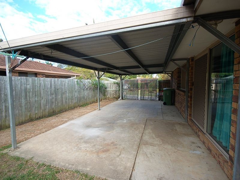 2 Connewarre Court, Petrie QLD 4502