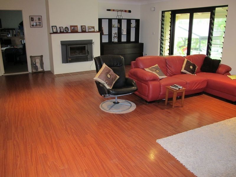 71 Whiteside Road, Whiteside QLD 4503