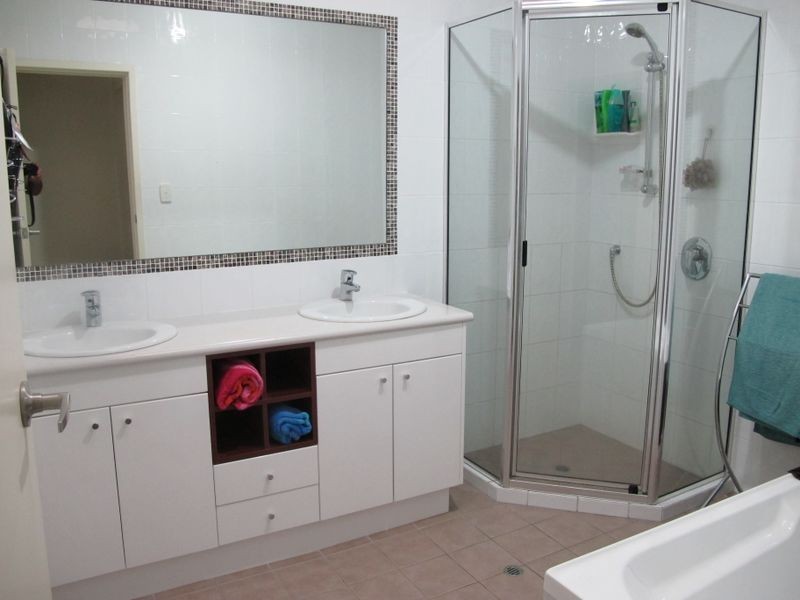 71 Whiteside Road, Whiteside QLD 4503