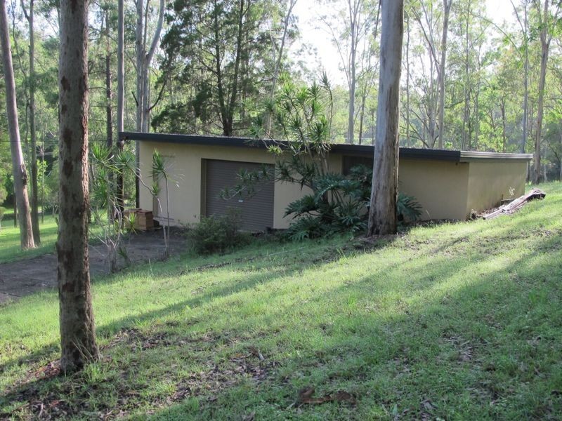 71 Whiteside Road, Whiteside QLD 4503