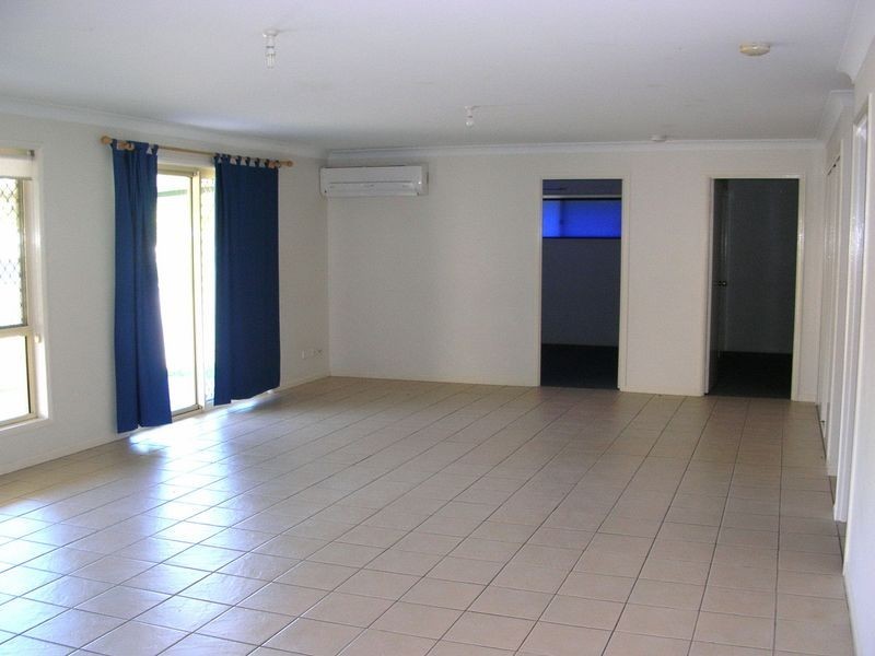 2/49 Beeville Road, Petrie QLD 4502