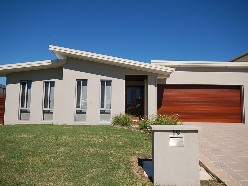19 Azahar Street, Carseldine QLD 4034