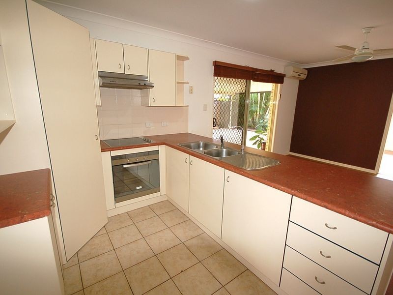 8 Paladin Place, Bald Hills QLD 4036