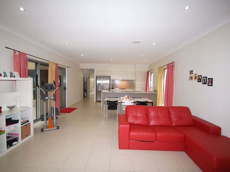 73 Highbridge Circuit, Carseldine QLD 4034