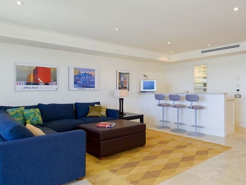 11A Holbrook Avenue, Kirribilli NSW 2061