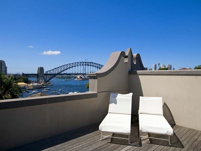 4 Waiwera Street, Mcmahons Point NSW 2060