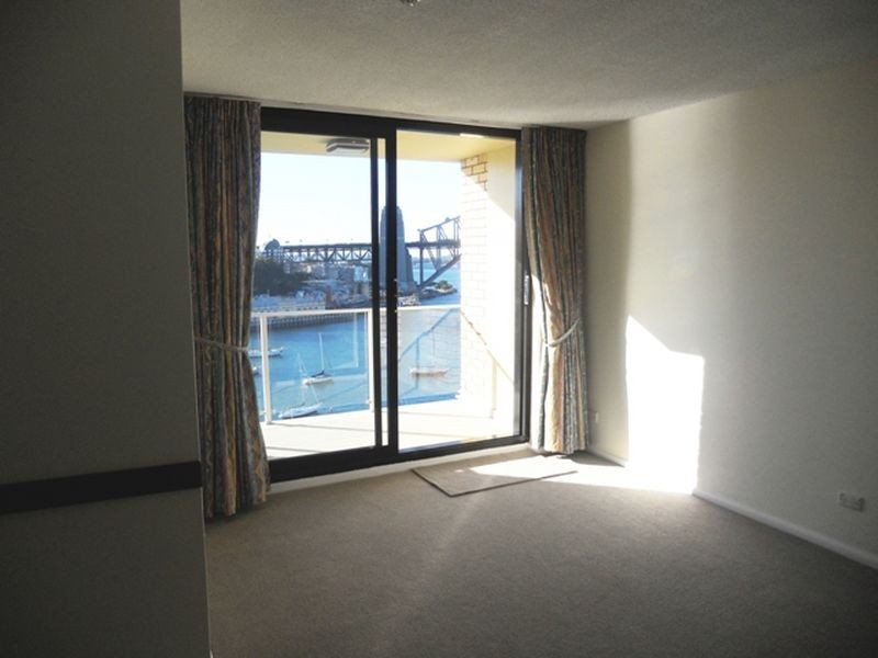 42/21 East Crescent Street, Mcmahons Point NSW 2060
