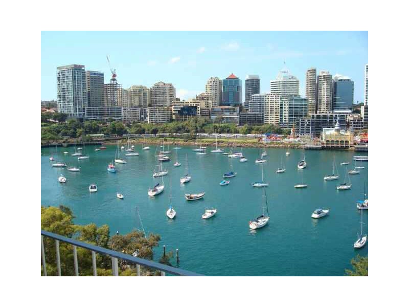 42/21 East Crescent Street, Mcmahons Point NSW 2060