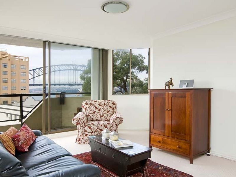 8/8-10 East Crescent Street, Mcmahons Point NSW 2060