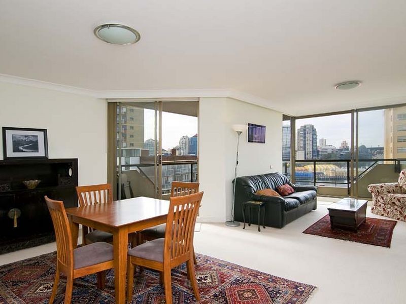 8/8-10 East Crescent Street, Mcmahons Point NSW 2060