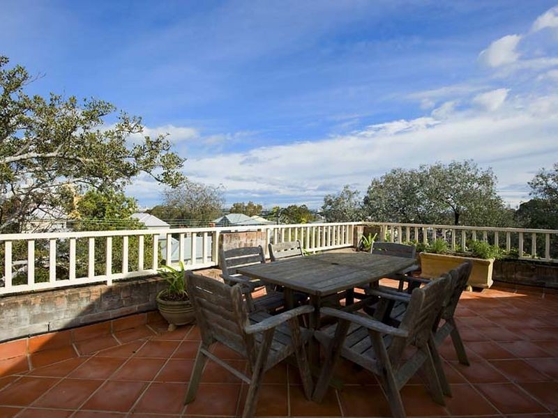 13 Victoria Street, Mcmahons Point NSW 2060