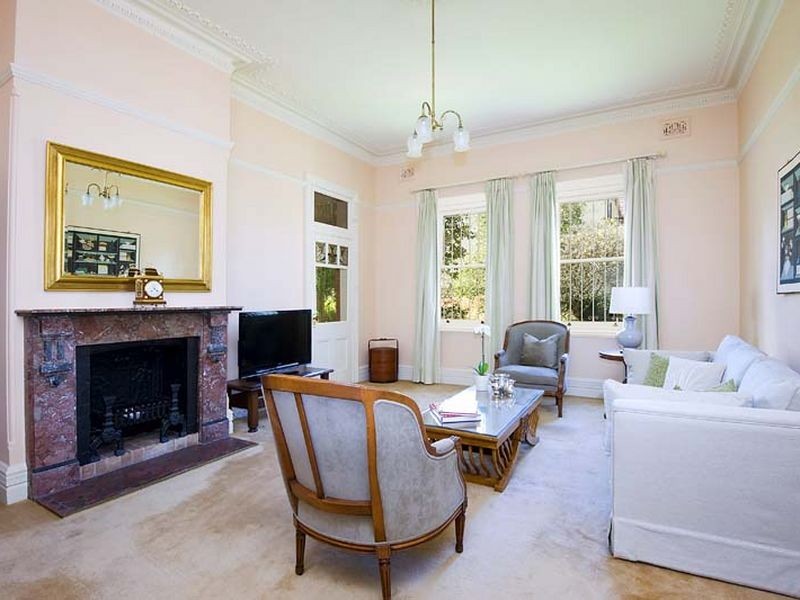 18 Middle Head Road, Mosman NSW 2088