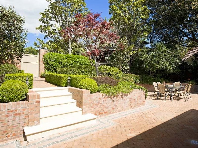 18 Middle Head Road, Mosman NSW 2088