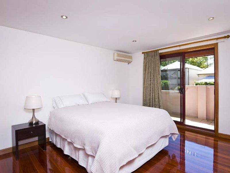 27 Victoria Street, Mcmahons Point NSW 2060