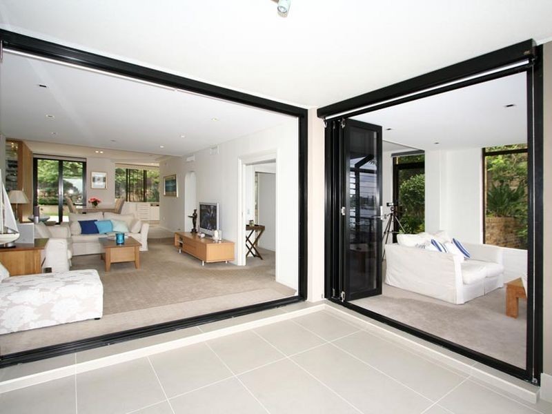 2/18 West Crescent Street, Mcmahons Point NSW 2060