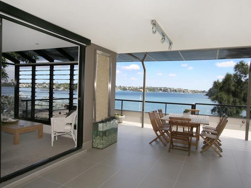 2/18 West Crescent Street, Mcmahons Point NSW 2060