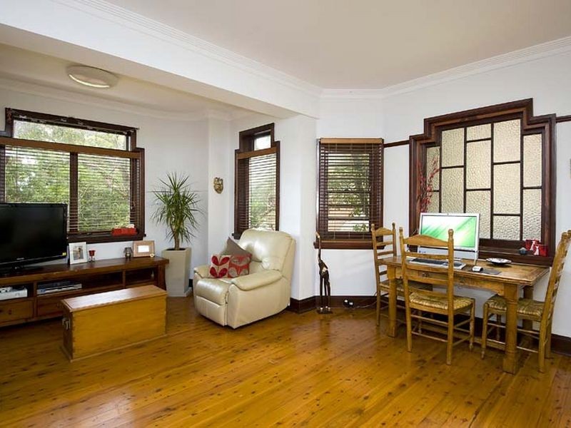 1/12 Mcdougall Street, Kirribilli NSW 2061