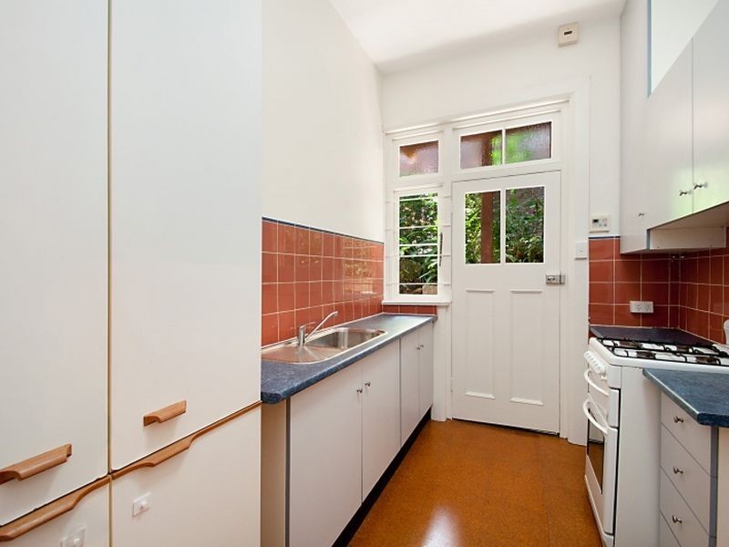 2/4 Walker Street, Lavender Bay NSW 2060