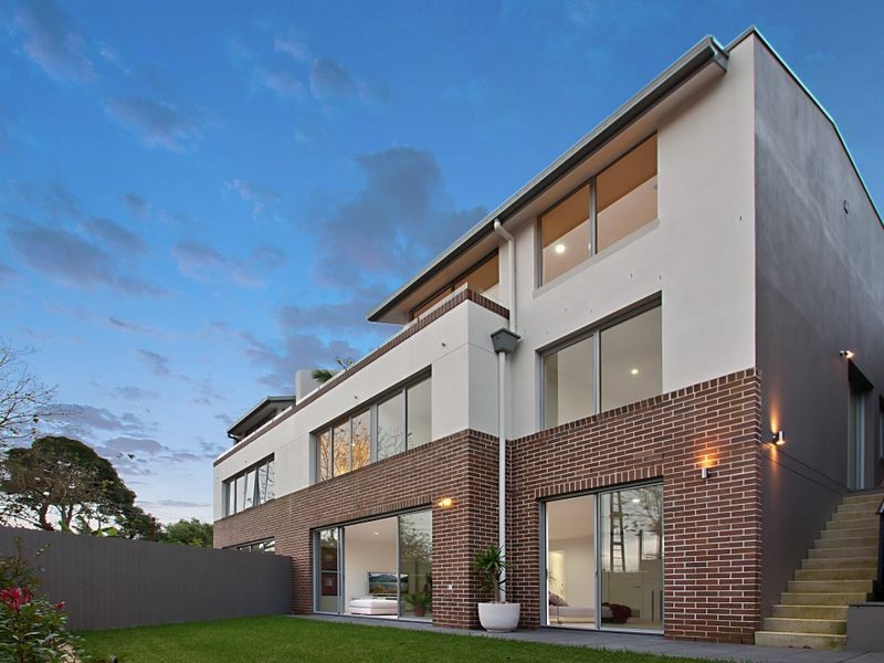 11 Commodore Street, Mcmahons Point NSW 2060