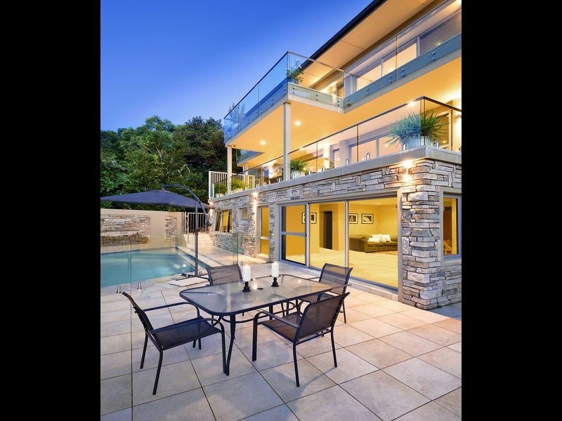 327 Edinburgh Road, Castlecrag NSW 2068