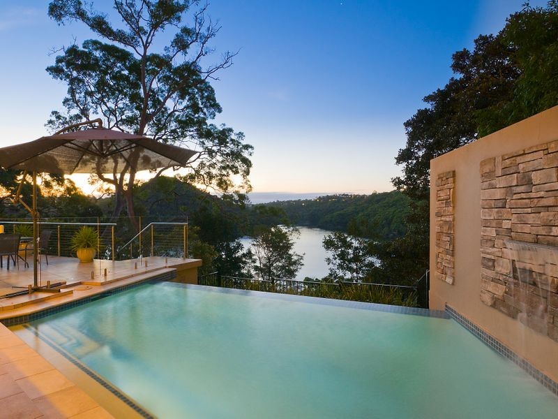 327 Edinburgh Road, Castlecrag NSW 2068